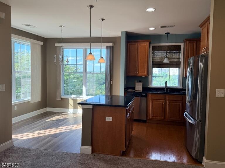 Property listing MLS 4050186 photo 4