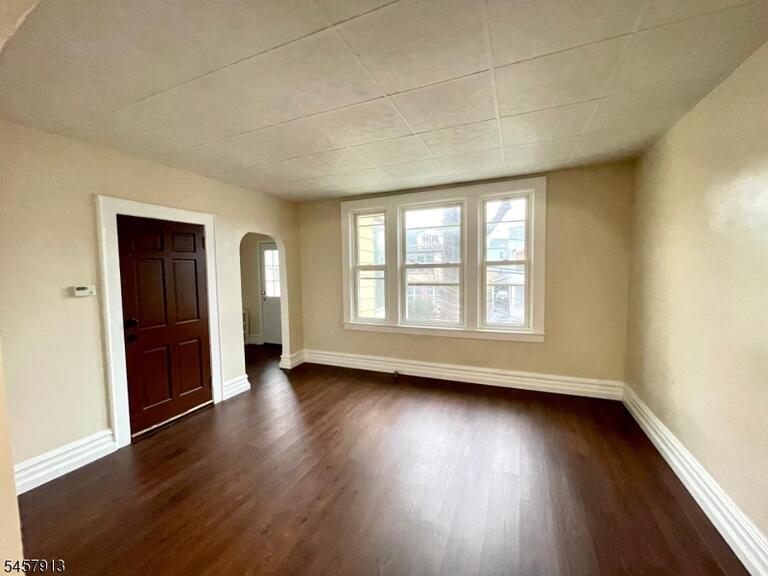 Property listing MLS 4050211 photo 8