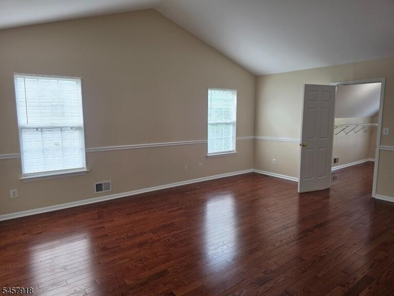 Property listing MLS 4050218 photo 15