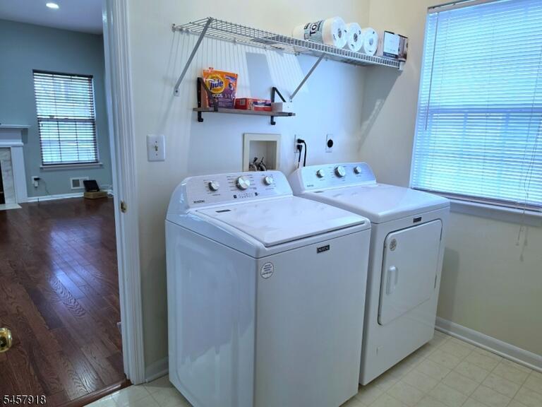 Property listing MLS 4050218 photo 28