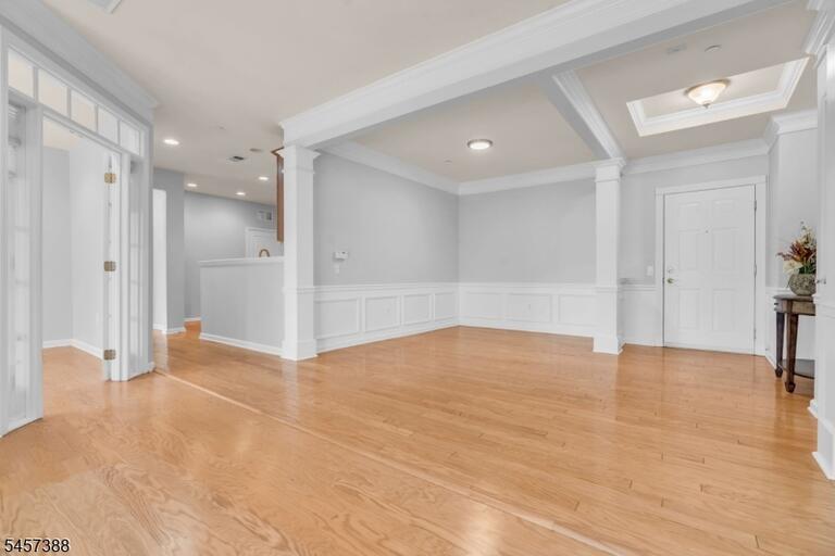 Property listing MLS 4050221 photo 10