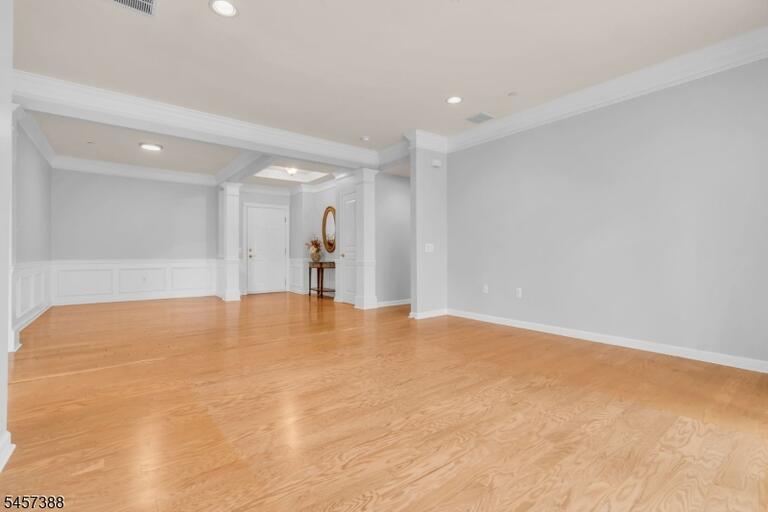 Property listing MLS 4050221 photo 11