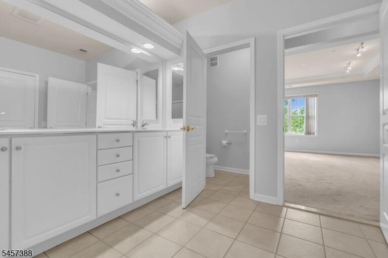 Property listing MLS 4050221 photo 36