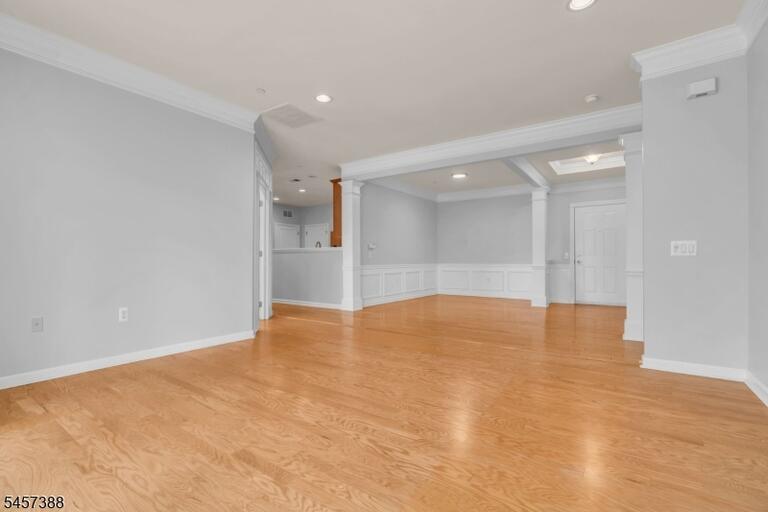 Property listing MLS 4050221 photo 6