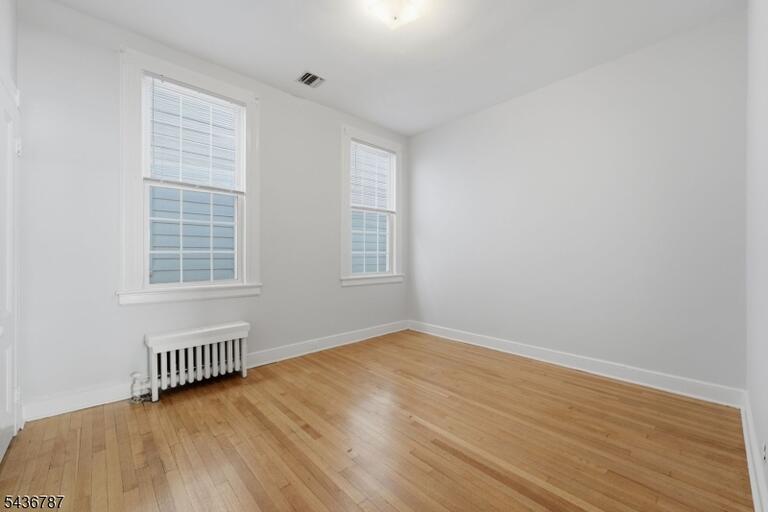 Property listing MLS 4050222 photo 10