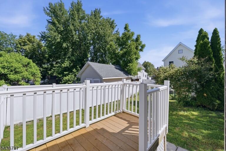 Property listing MLS 4050222 photo 24