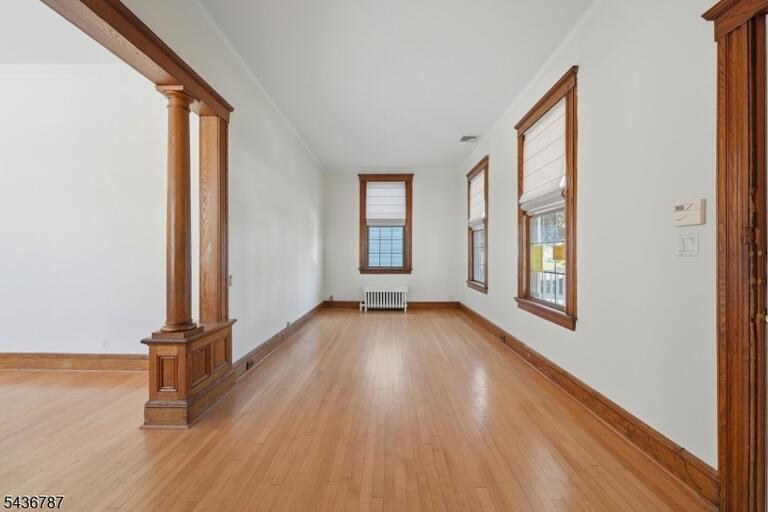 Property listing MLS 4050222 photo 5
