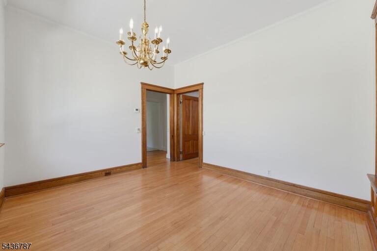 Property listing MLS 4050222 photo 8