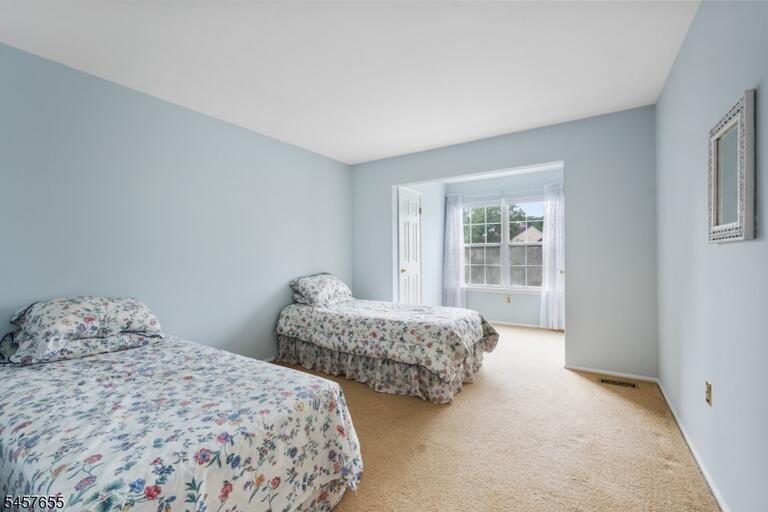 Property listing MLS 4050252 photo 13