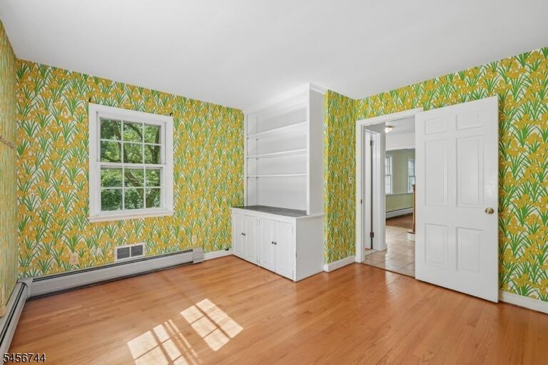 Property listing MLS 4050257 photo 12