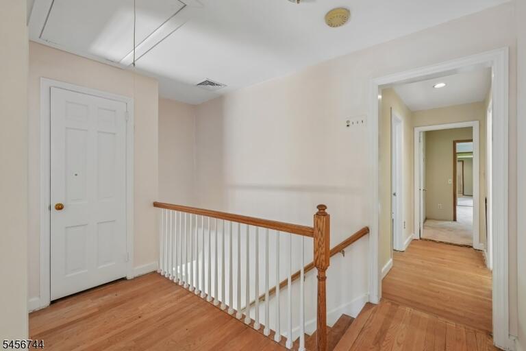Property listing MLS 4050257 photo 15