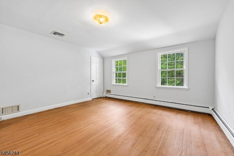Property listing MLS 4050257 photo 21