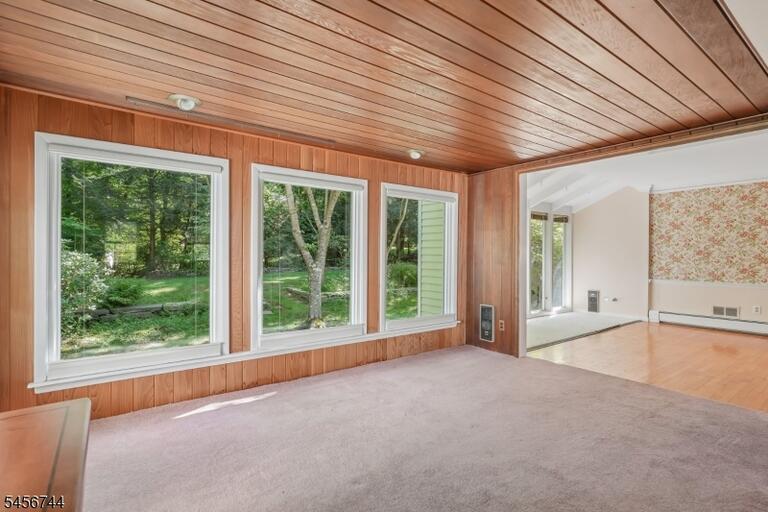 Property listing MLS 4050257 photo 7