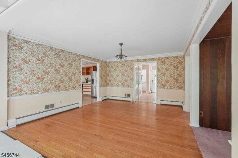 Property listing MLS 4050257 photo 9
