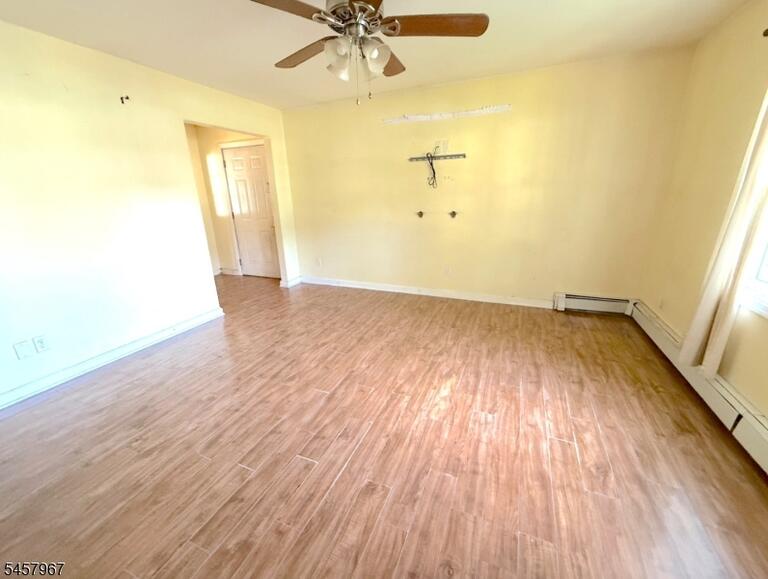 Property listing MLS 4050258 photo 6