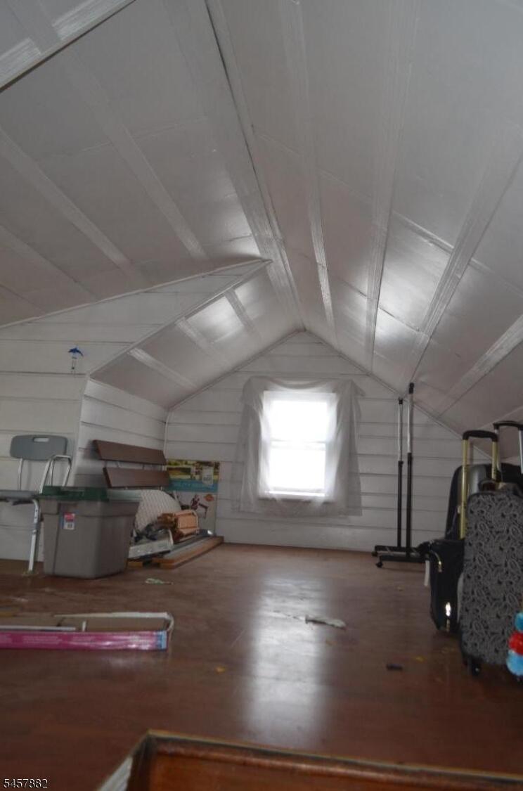Property listing MLS 4050260 photo 24