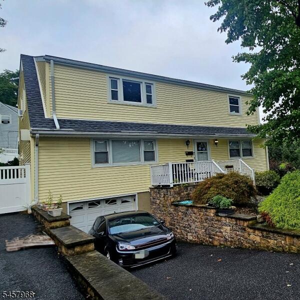 Property listing MLS 4050266 photo 2