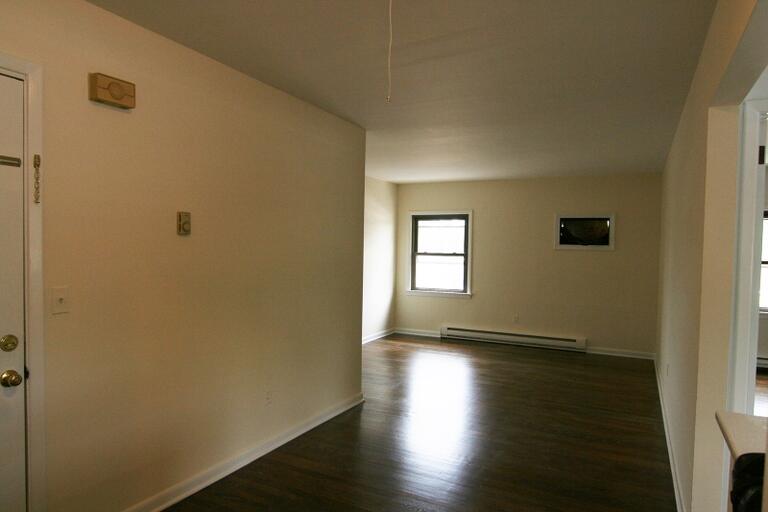 Property listing MLS 4050276 photo 1