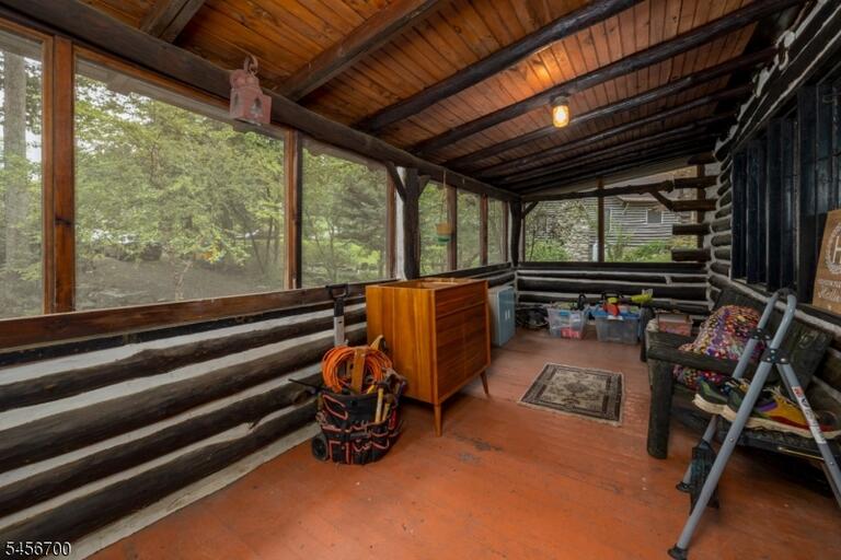 Property listing MLS 4050278 photo 14