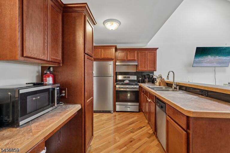 Property listing MLS 4050287 photo 14