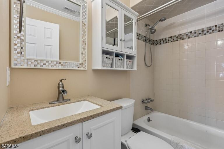 Property listing MLS 4050287 photo 20