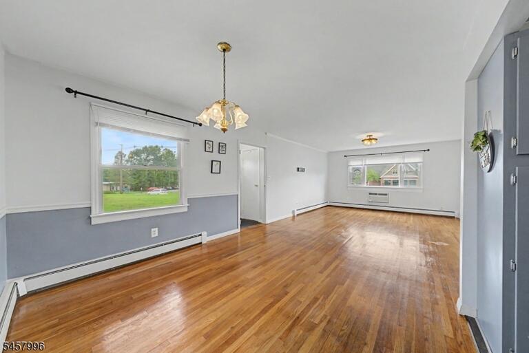 Property listing MLS 4050288 photo 17