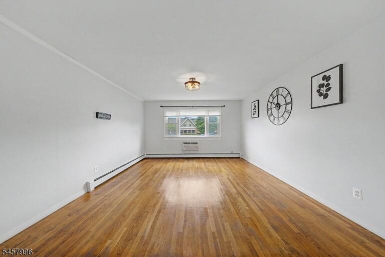 Property listing MLS 4050288 photo 8