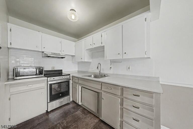 Property listing MLS 4050288 photo 9