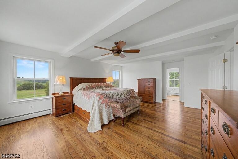 Property listing MLS 4050301 photo 25