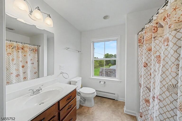 Property listing MLS 4050301 photo 27