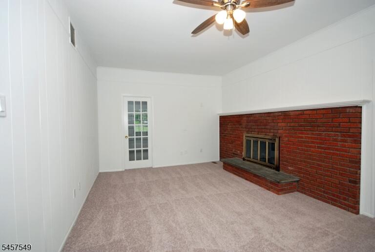 Property listing MLS 4050307 photo 19