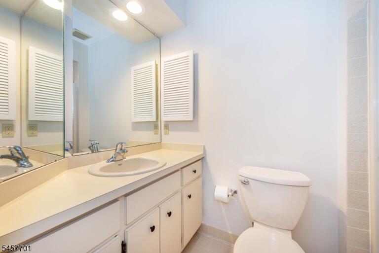 Property listing MLS 4050311 photo 19