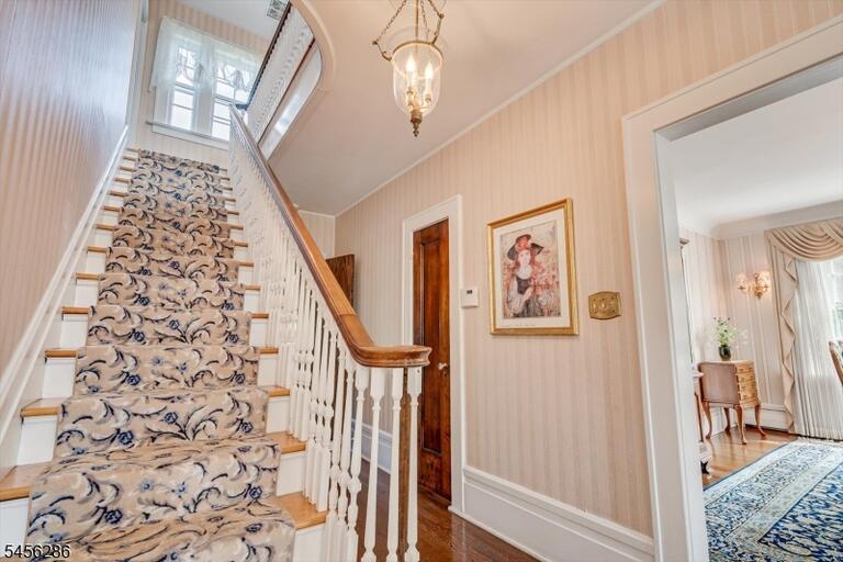 Property listing MLS 4050317 photo 28
