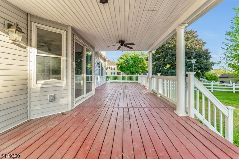 Property listing MLS 4050364 photo 19