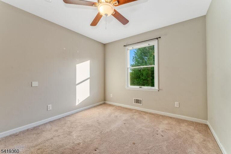 Property listing MLS 4050364 photo 28