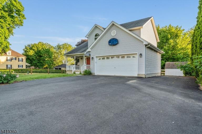 Property listing MLS 4050364 photo 31