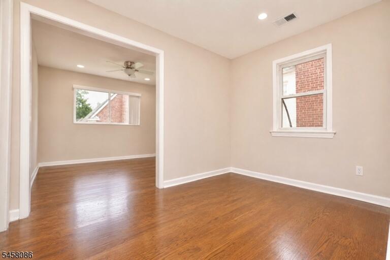Property listing MLS 4050371 photo 18